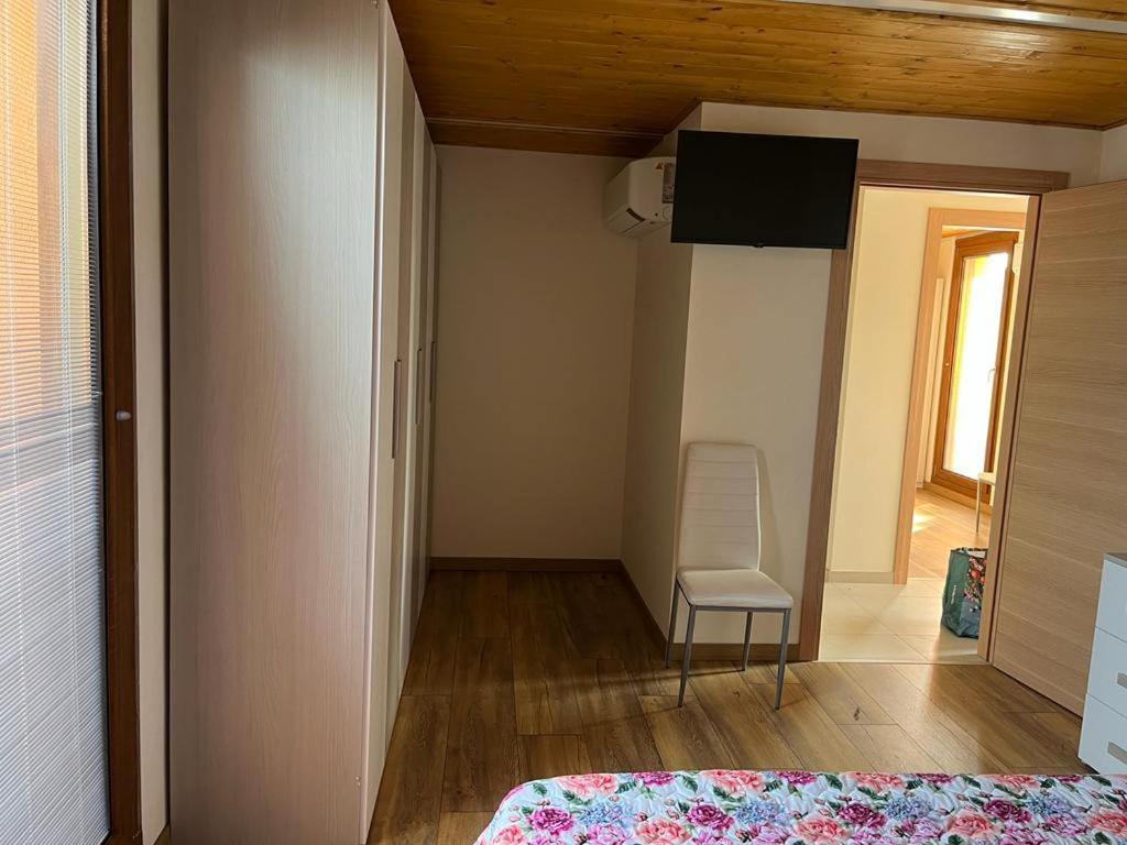 Perla Top Floor Apartment Sirmione Exterior photo